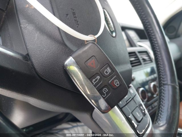SALCT2BGXHH689013 Land Rover Discovery Sport Hse Lux