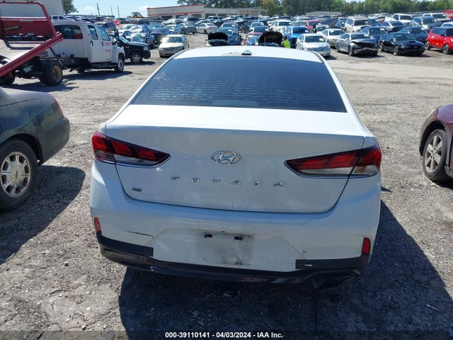 Hyundai SONATA SE 2018 5NPE24AFXJH651327 Image 16