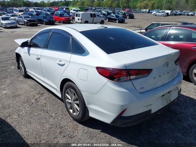 Hyundai SONATA SE 2018 5NPE24AFXJH651327 Image 3