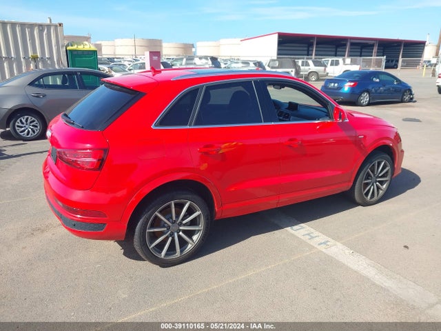 WA1HCCFS0JR030417 Audi Q3 2.0t Premium/2.0t Sport Premium