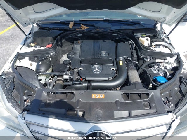 WDDGF4HB7EA917888 Mercedes-Benz C 250 Luxury/sport
