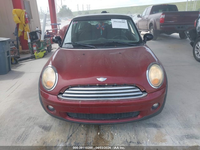 2009 MINI COOPER WMWMF33599TT68775 Photo 5