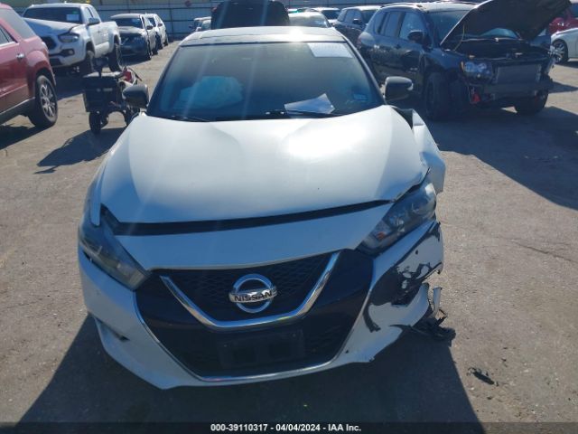 1N4AA6AP8JC401026 Nissan Maxima 3.5 Sl