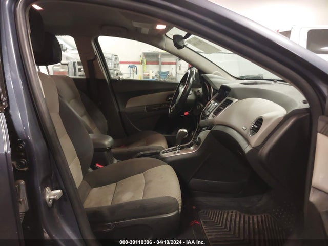 Chevrolet Cruze Ls Auto 2014 1G1PA5SH5E7352798 Image 5