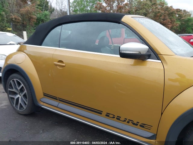 Volkswagen Beetle 1.8t Dune 2017 3VWT17AT0HM808852 Image 13