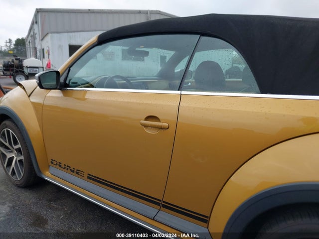 Volkswagen Beetle 1.8t Dune 2017 3VWT17AT0HM808852 Image 14