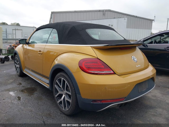 Volkswagen Beetle 1.8t Dune 2017 3VWT17AT0HM808852 Image 3