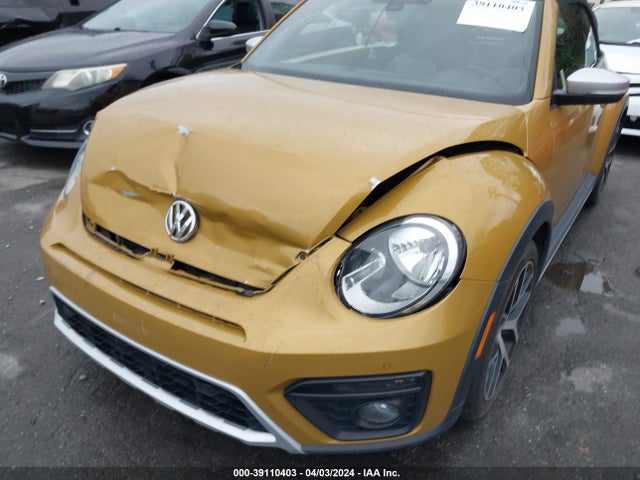 Volkswagen Beetle 1.8t Dune 2017 3VWT17AT0HM808852 Image 6