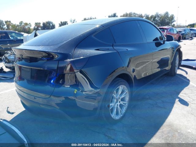 7SAYGDEE7NF461802 Tesla Model Y Long Range Dual Motor All-wheel Drive
