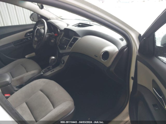 Chevrolet Cruze 1lt Auto 2014 1G1PC5SBXE7411575 Image 5