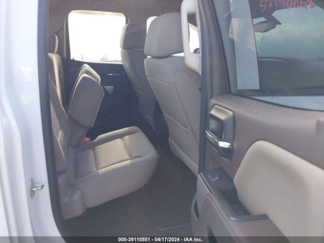 1GCVKREC8HZ272939 Chevrolet Silverado 1500 2lt