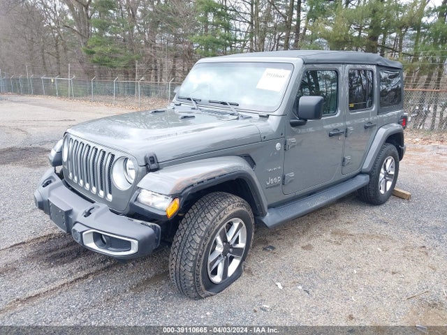1C4HJXEN9LW167262 Jeep Wrangler Unlimited Sahara 4x4
