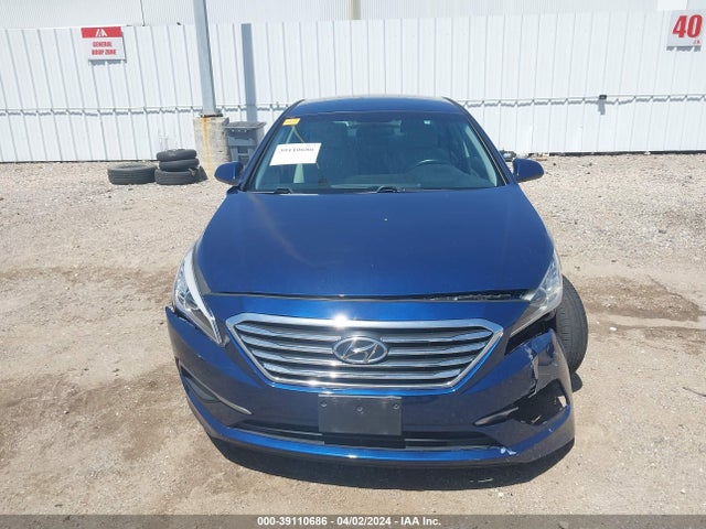 Hyundai Sonata 2016 5NPE24AF7GH395012 Image 12
