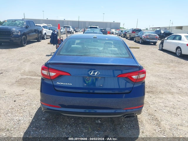 Hyundai Sonata 2016 5NPE24AF7GH395012 Image 16