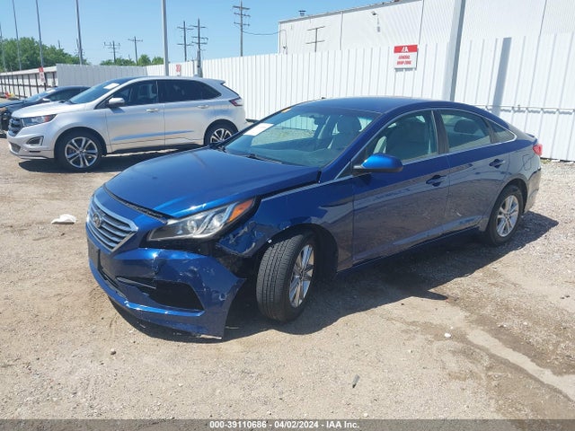 Hyundai Sonata 2016 5NPE24AF7GH395012 Image 2