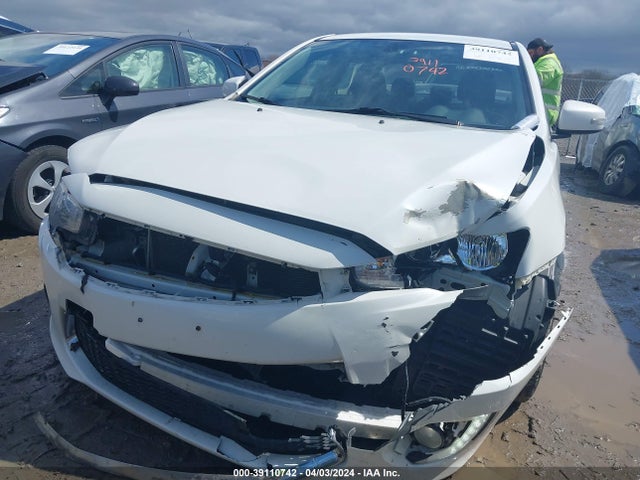 Mitsubishi Lancer Sel 2017 JA32V2FW2HU005186 Image 6