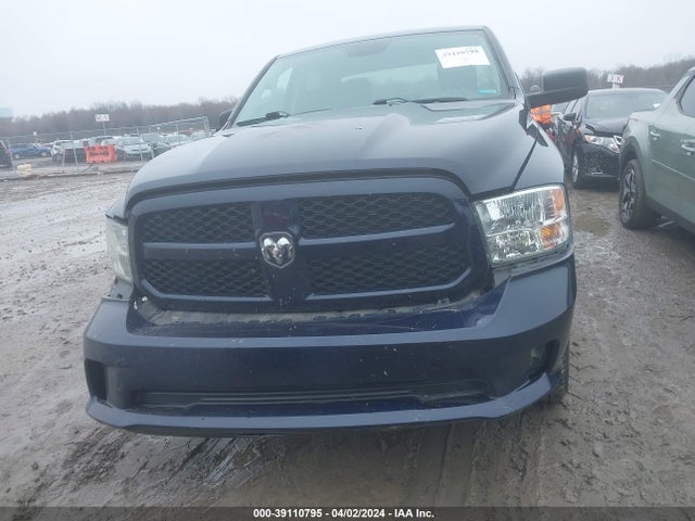 RAM 1500 Express  4x4 5'7 Box 2018 1C6RR7KG4JS339082 Image 13