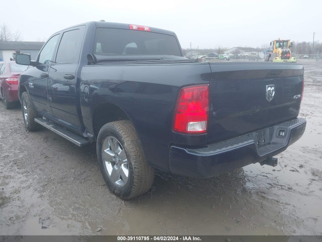 RAM 1500 Express  4x4 5'7 Box 2018 1C6RR7KG4JS339082 Image 3
