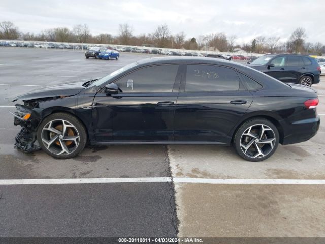1VWMA7A31LC003618 Volkswagen Passat 2.0t R-line