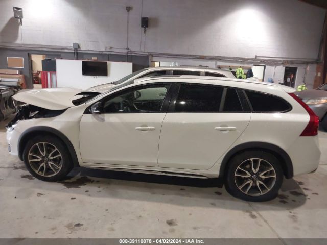 YV4612HK1G1003421 Volvo V60 Cross Country T5