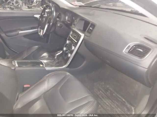 YV4612HK1G1003421 Volvo V60 Cross Country T5
