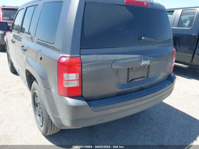 1C4NJPBB1GD761987 Jeep Patriot Sport