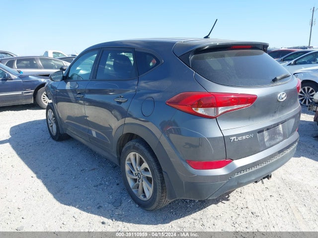 Hyundai TUCSON SE 2018 KM8J23A43JU836182 Image 3