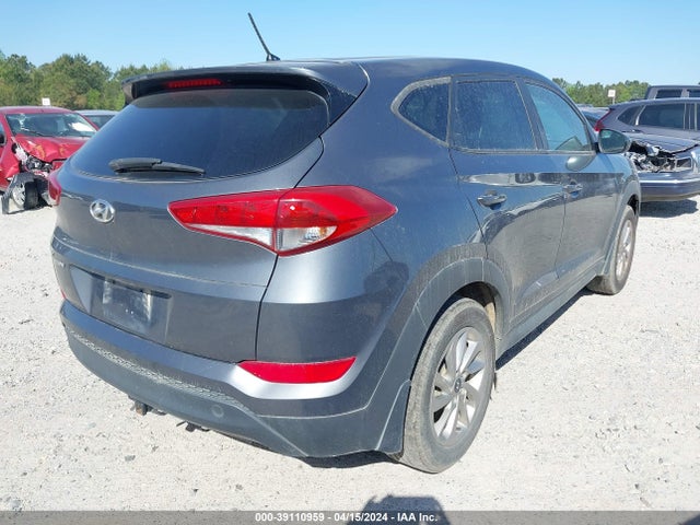 Hyundai TUCSON SE 2018 KM8J23A43JU836182 Image 4