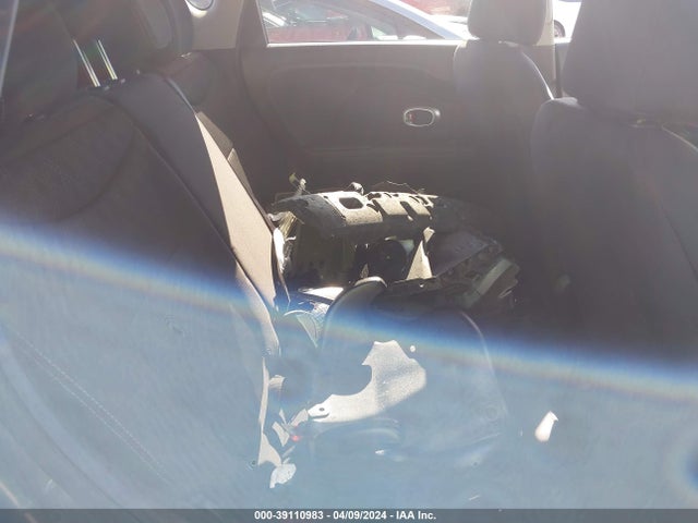 KIA Soul 2019 KNDJN2A22K7024649 Image 8