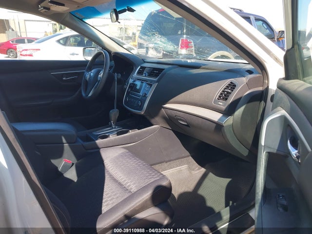 Nissan Altima 2.5 S 2017 1N4AL3AP8HC183866 Image 5