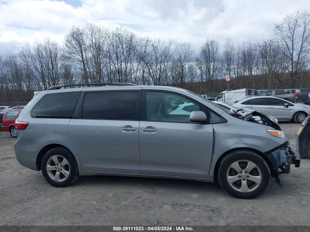 Toyota Sienna Le 8 Passenger 2015 5TDKK3DC2FS620430 Image 13