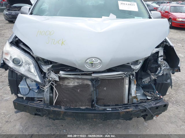 Toyota Sienna Le 8 Passenger 2015 5TDKK3DC2FS620430 Image 6
