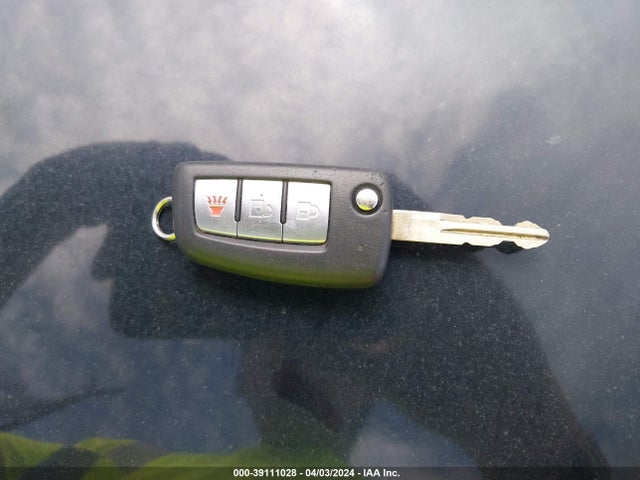 Nissan ROGUE S 2017 5N1AT2MT4HC837772 Image 11