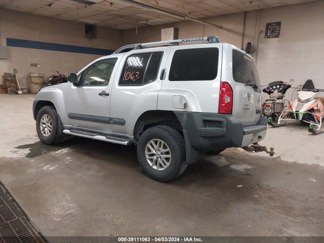 Nissan Xterra S 2015 5N1AN0NW9FN651900 Image 3