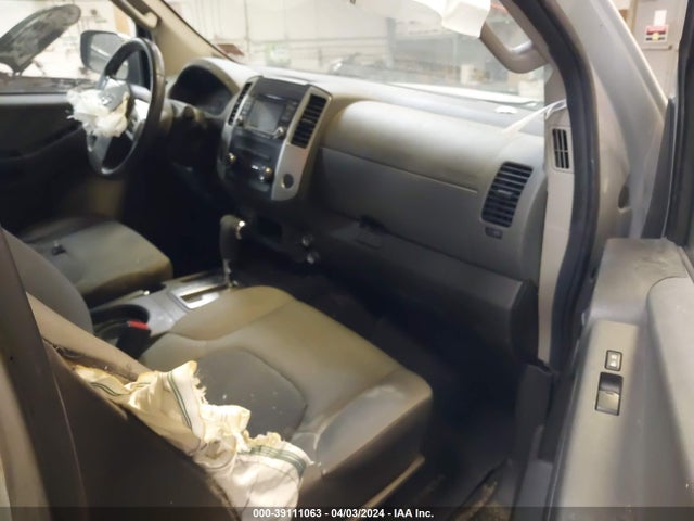 Nissan Xterra S 2015 5N1AN0NW9FN651900 Image 5