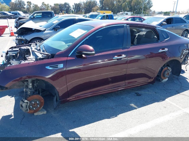 KIA Optima Lx 2018 5XXGT4L37JG185537 Image 13