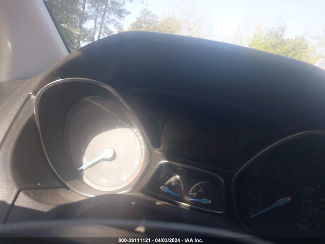 Ford FOCUS SE 2018 1FADP3F23JL235733 Image 7