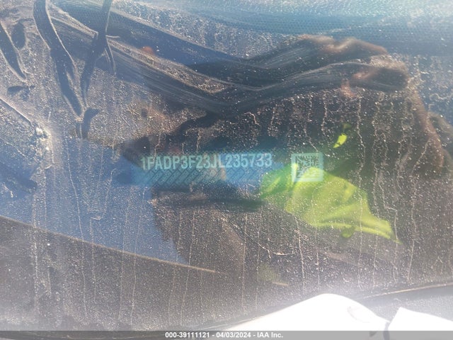 Ford FOCUS SE 2018 1FADP3F23JL235733 Image 9
