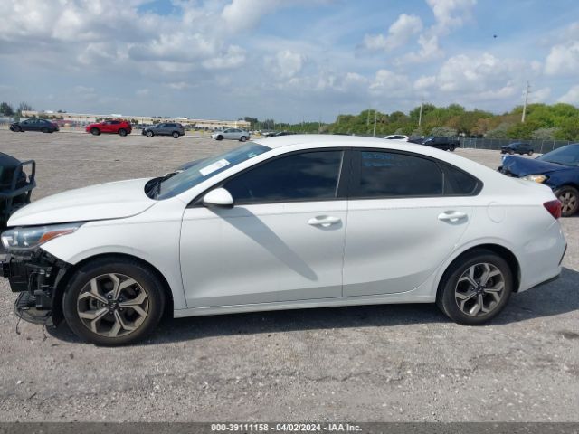 3KPF24ADXLE233991 KIA Forte Lxs