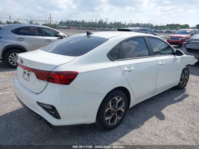 3KPF24ADXLE233991 KIA Forte Lxs