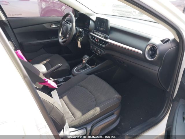 3KPF24ADXLE233991 KIA Forte Lxs