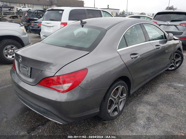 Mercedes-Benz CLA 250 2019 WDDSJ4EB3KN774083 Image 4