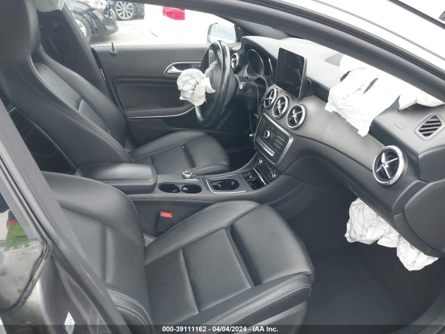 Mercedes-Benz CLA 250 2019 WDDSJ4EB3KN774083 Image 5