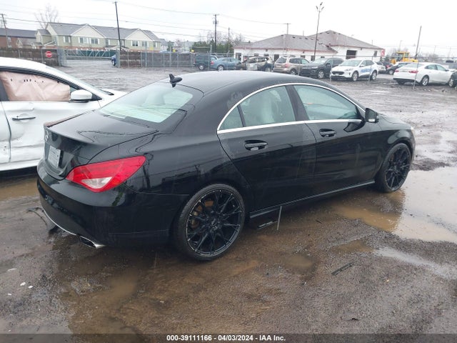 Mercedes-Benz CLA 250 2014 WDDSJ4EB6EN123325 Image 4