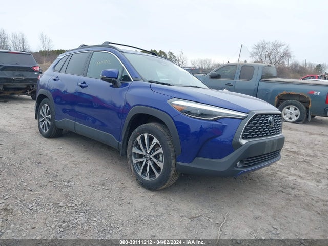 Toyota Corolla Cross Xle 2023 7MUDAABG0PV052157 Image 1