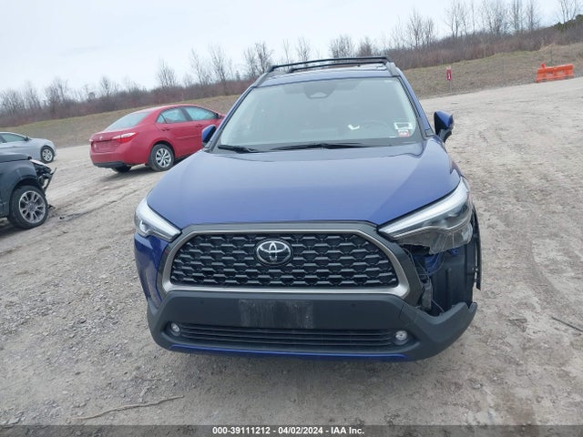 Toyota Corolla Cross Xle 2023 7MUDAABG0PV052157 Image 12