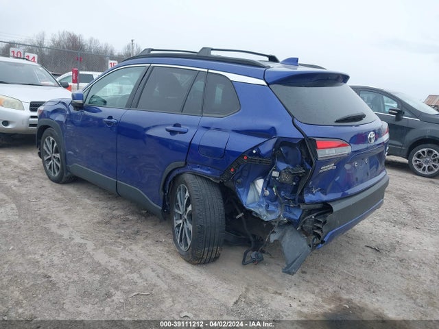 Toyota Corolla Cross Xle 2023 7MUDAABG0PV052157 Image 3