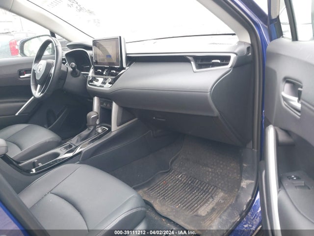 Toyota Corolla Cross Xle 2023 7MUDAABG0PV052157 Image 5