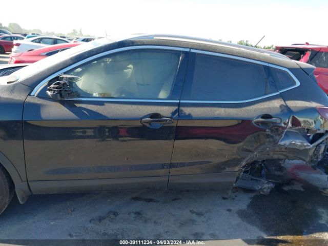 JN1BJ1BV7MW573276 Nissan Rogue Sport Sv Fwd Xtronic Cvt