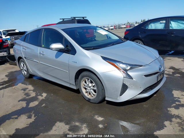 Toyota Prius Three 2016 JTDKARFU5G3015204 Image 1
